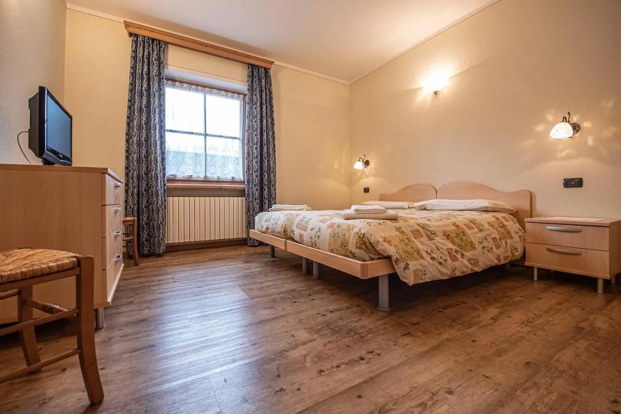 Family House Amalia Myholidaylivigno Italy