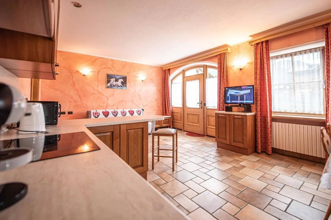 Apartment Family House Amalia Myholidaylivigno