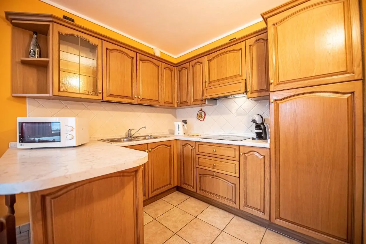Family House Amalia Myholidaylivigno Apartment