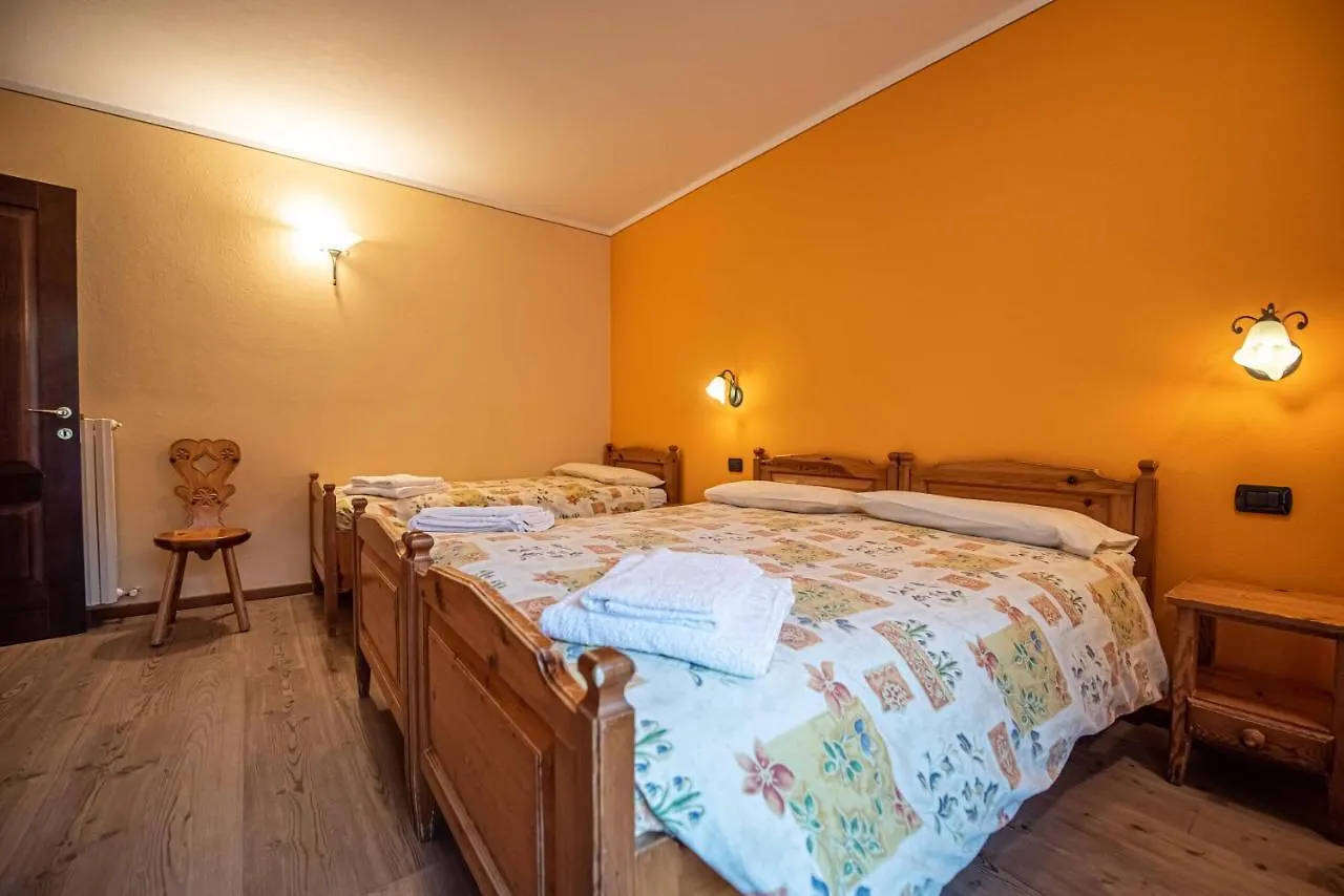 Family House Amalia Myholidaylivigno