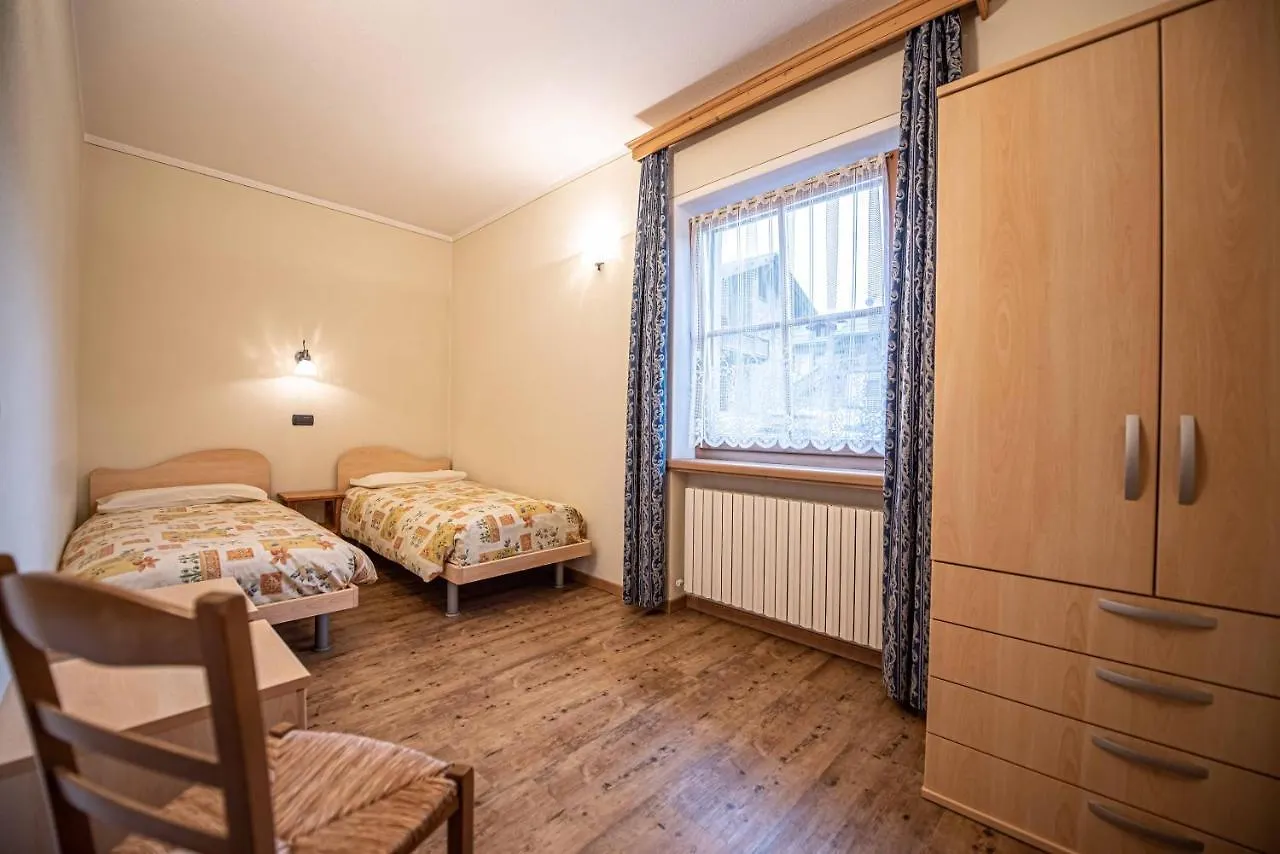 Family House Amalia Myholidaylivigno Italy