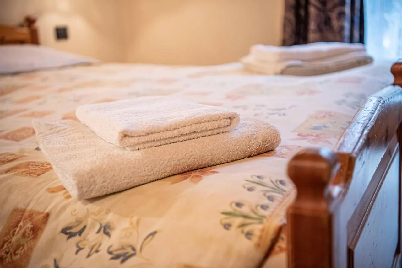 Family House Amalia Myholidaylivigno